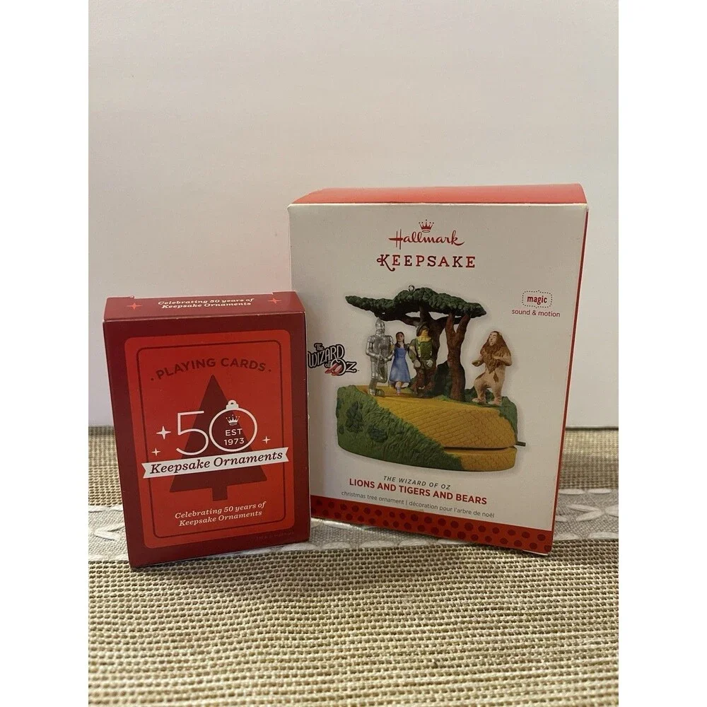 Wizard of Oz Lions and Tigers and Bears 2013 Hallmark Ornament New Batteries - Picture 9 of 9
